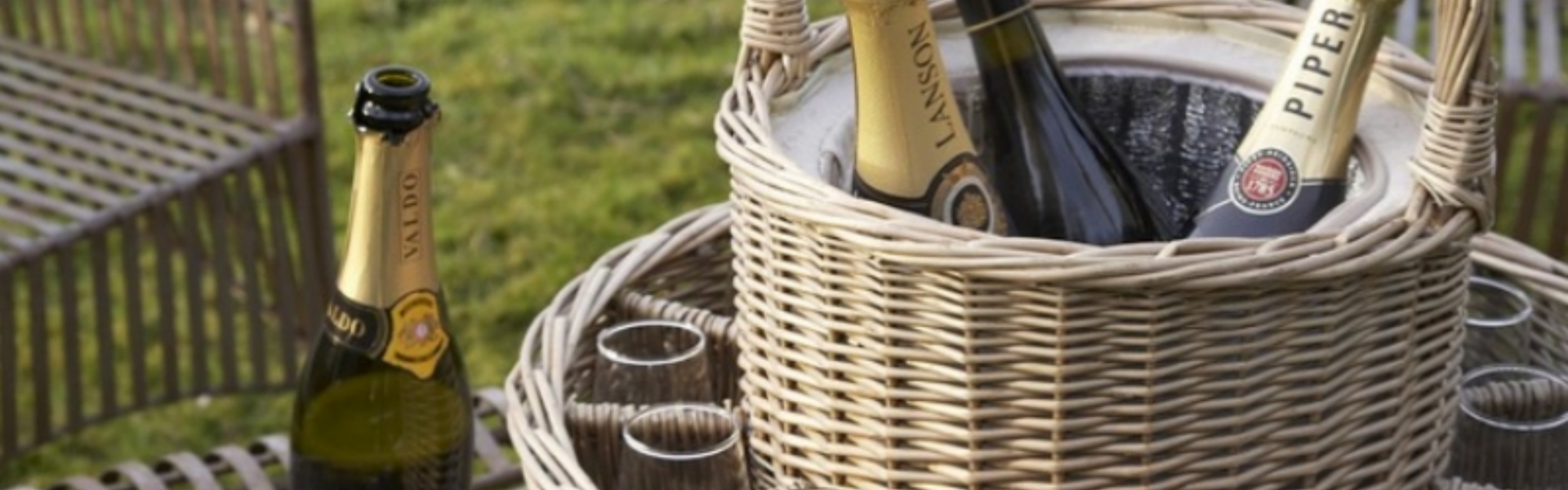 Drinks Baskets | The Willow Basket