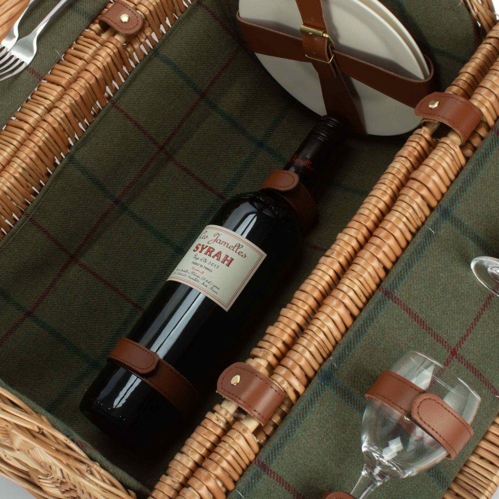 Red Hamper 7 Person Green Tweed Barrel Wicker Picnic Basket