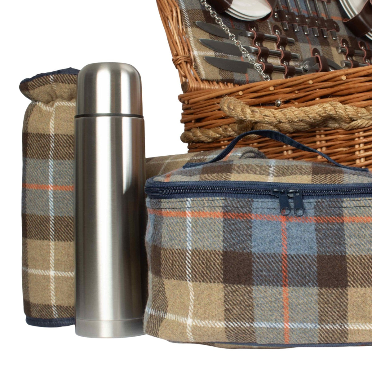 The Willow Basket Rope Handled Ravenstor 6 Person Fitted Picnic Basket