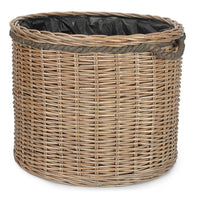 Round Willow Patio Planter With Black Plastic Lining