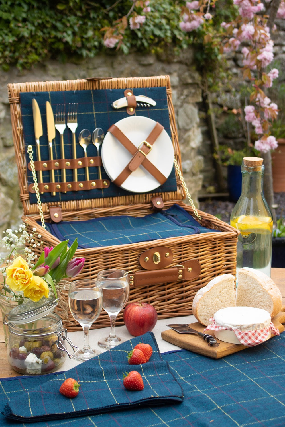 Blue Tweed Fitted Wicker Picnic Basket