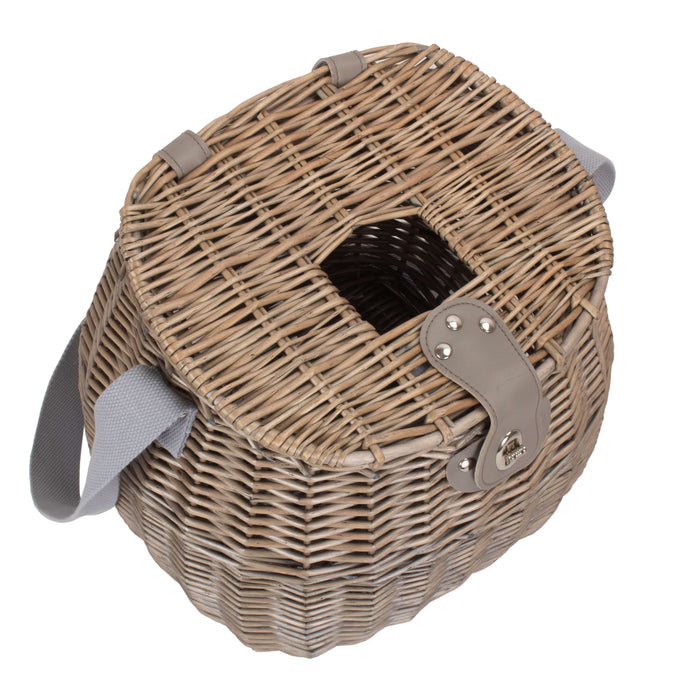 The Willow Basket Antique Wash Fishing Creel